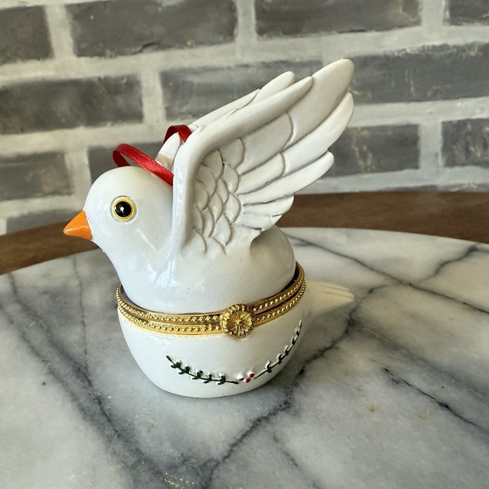 Designed Exclusively For Collections Etc Trinket Box White Dove W/ Olive Branch